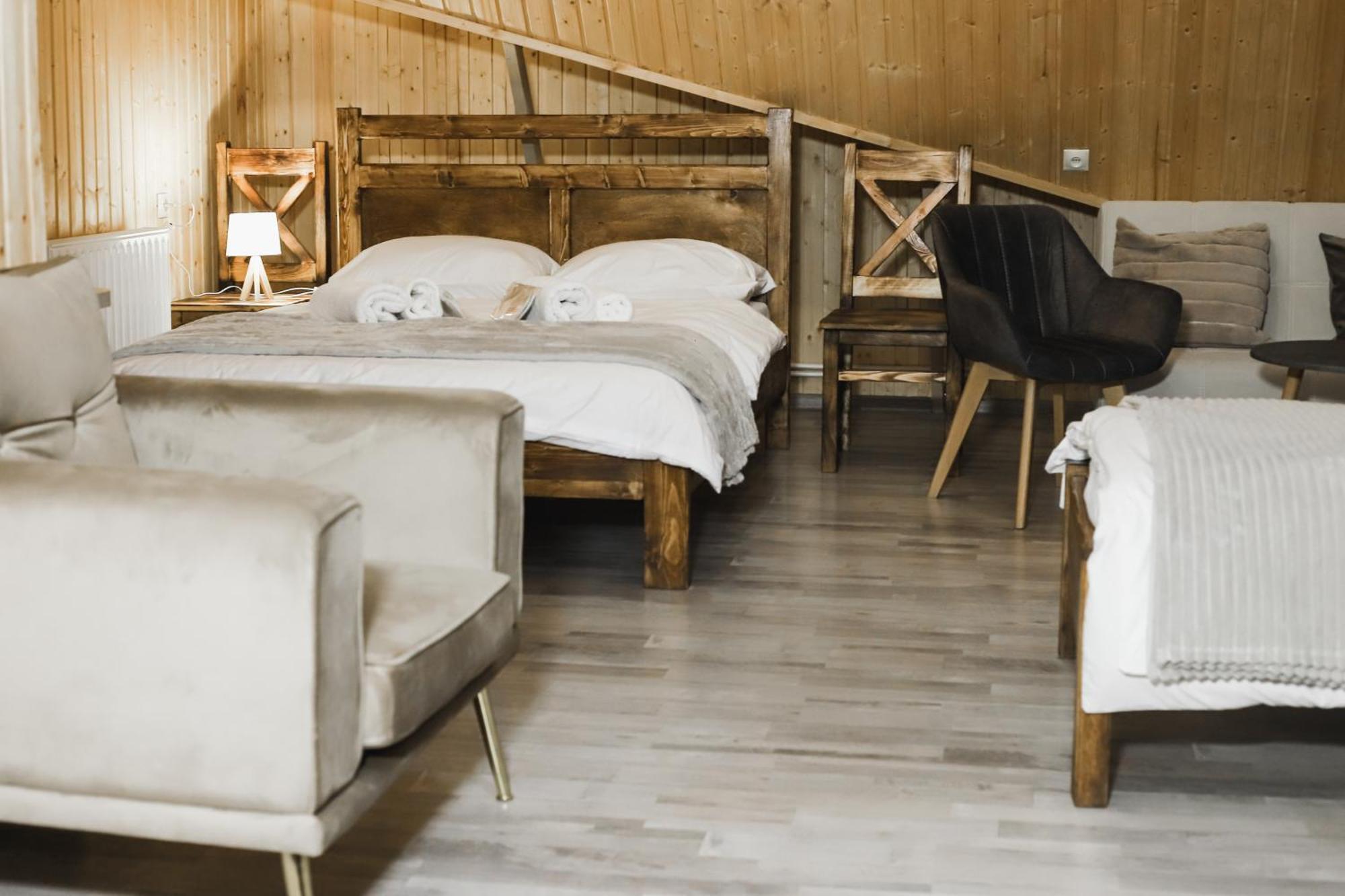 Dom Adonis Hotel Dilisan Kültér fotó