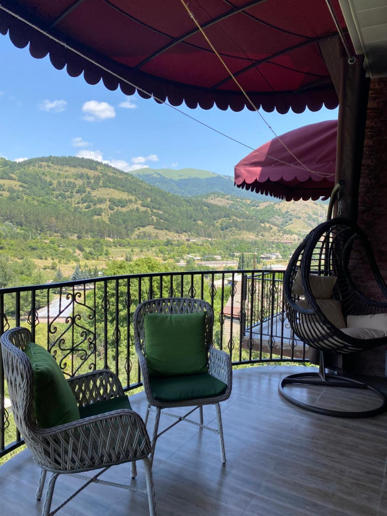 Dom Adonis Hotel Dilisan Kültér fotó